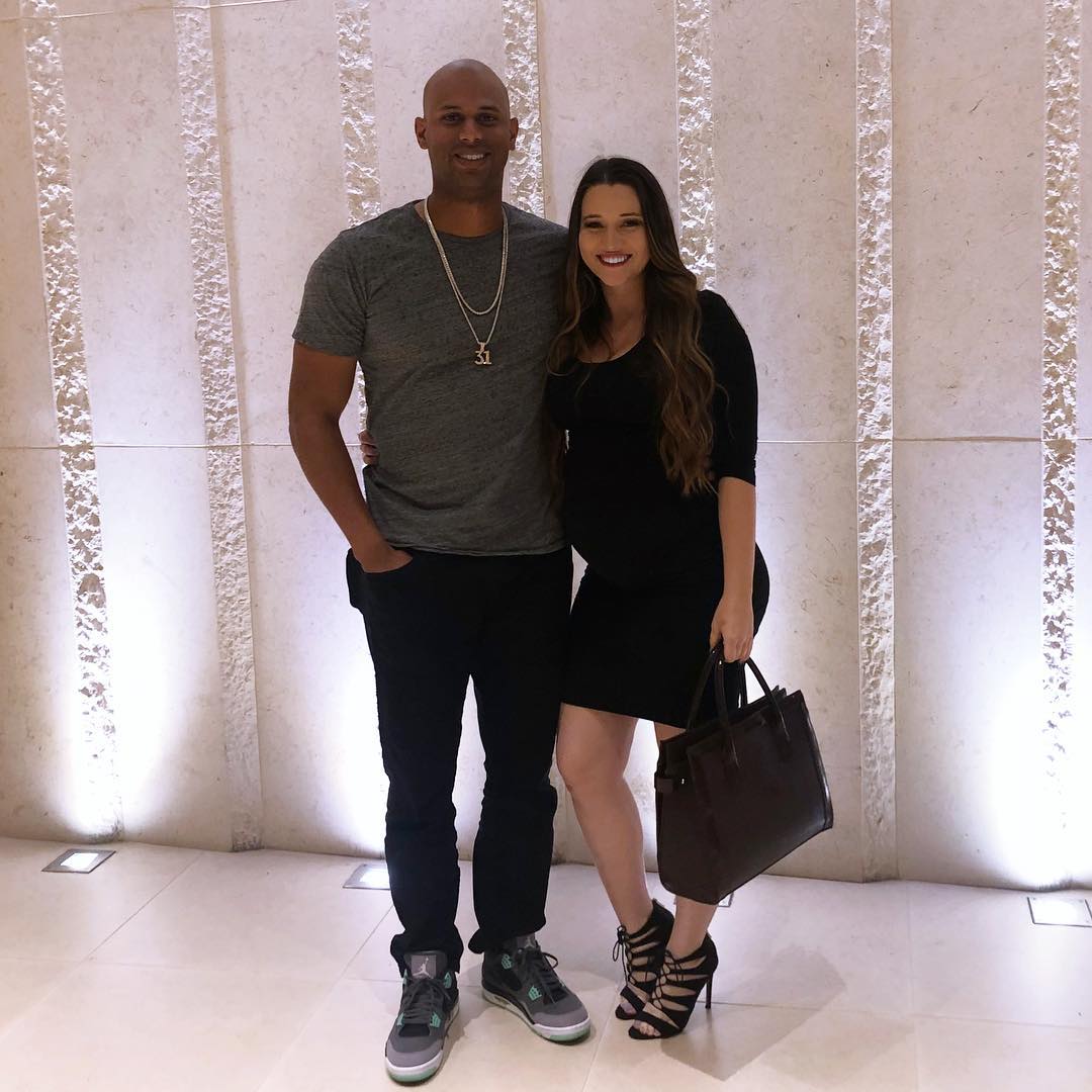 5 Fun Facts on Aaron Hicks's Girlfriend, Jessica Knoles - Off the